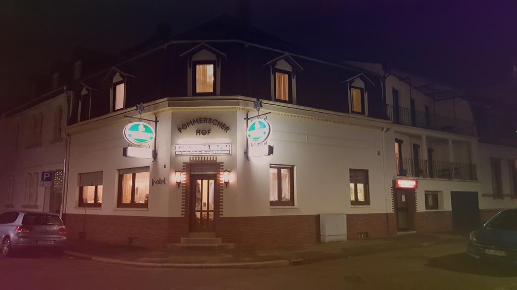 Kansakar Hotel Kaiserslautern Exteriör bild